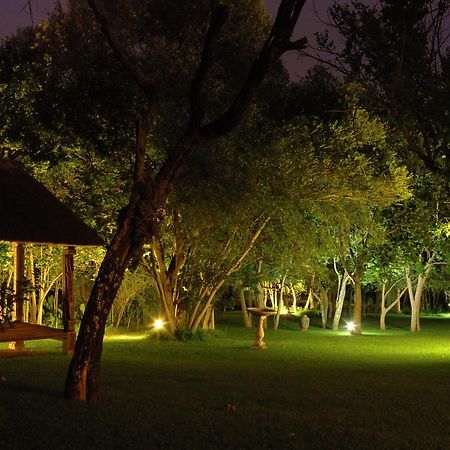 Chartwell Manor Hotel Екстериор снимка