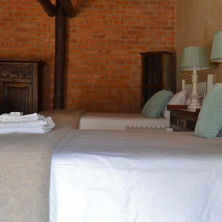Chartwell Manor Hotel Екстериор снимка