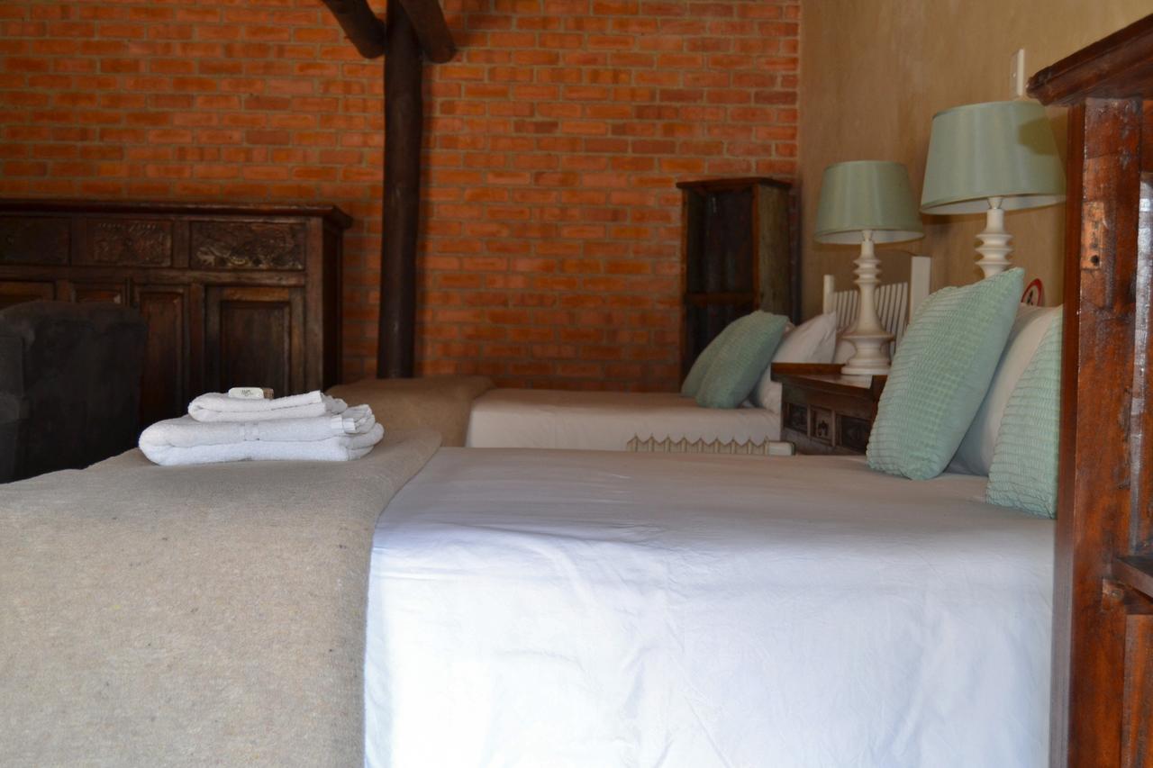 Chartwell Manor Hotel Екстериор снимка
