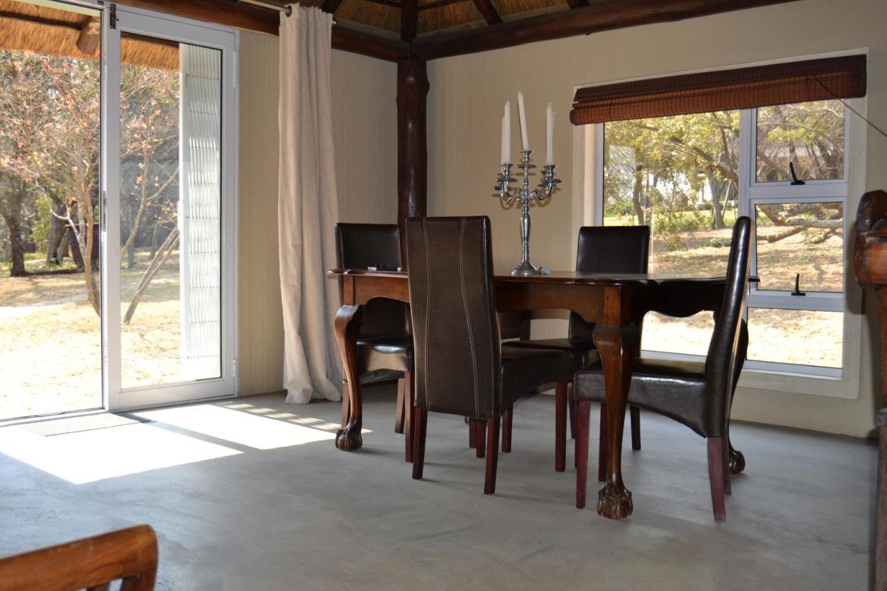 Chartwell Manor Hotel Екстериор снимка