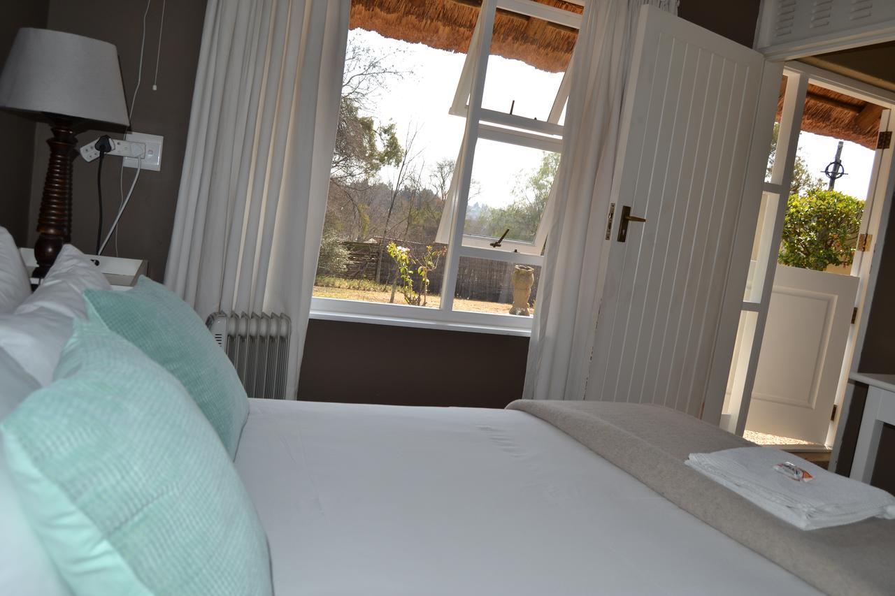 Chartwell Manor Hotel Екстериор снимка