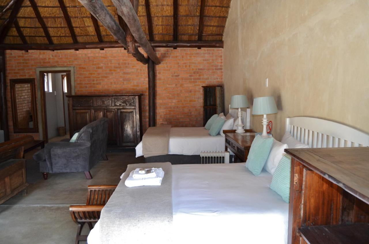 Chartwell Manor Hotel Екстериор снимка