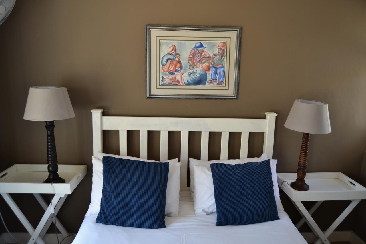 Chartwell Manor Hotel Екстериор снимка