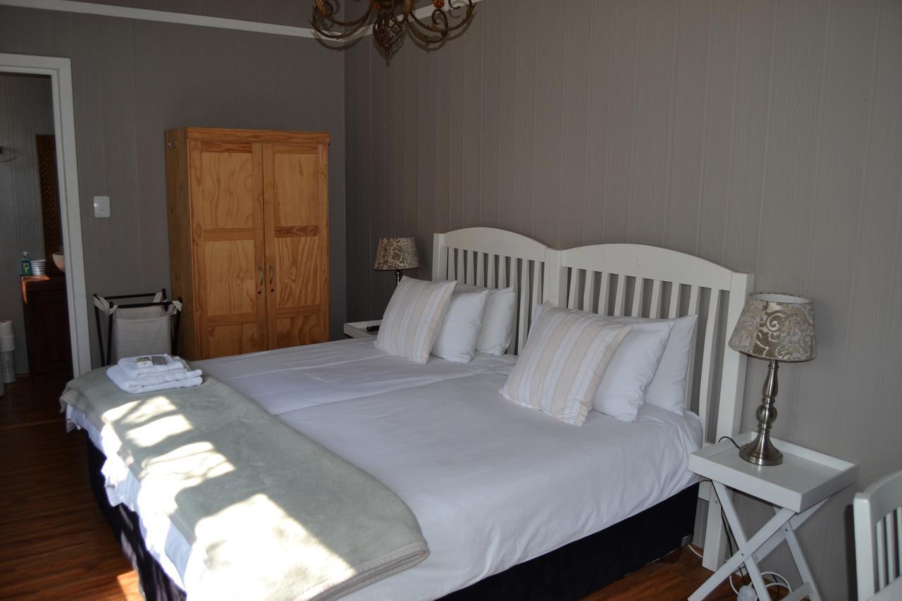Chartwell Manor Hotel Екстериор снимка