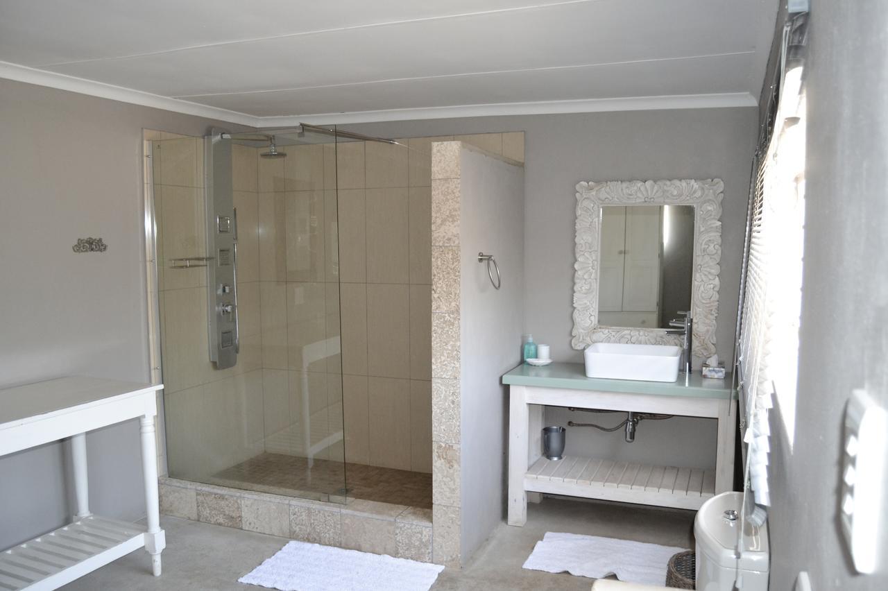 Chartwell Manor Hotel Екстериор снимка