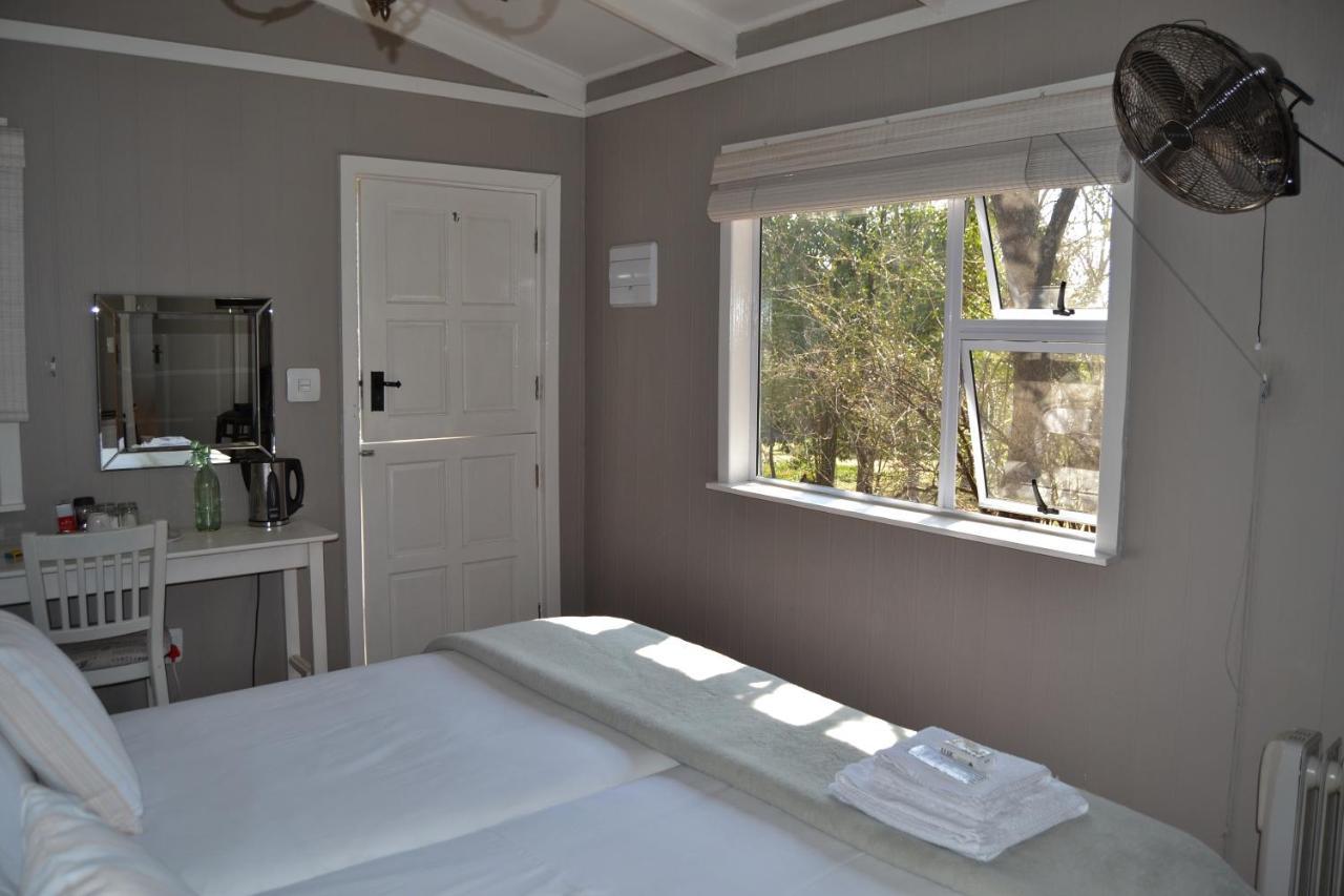 Chartwell Manor Hotel Екстериор снимка